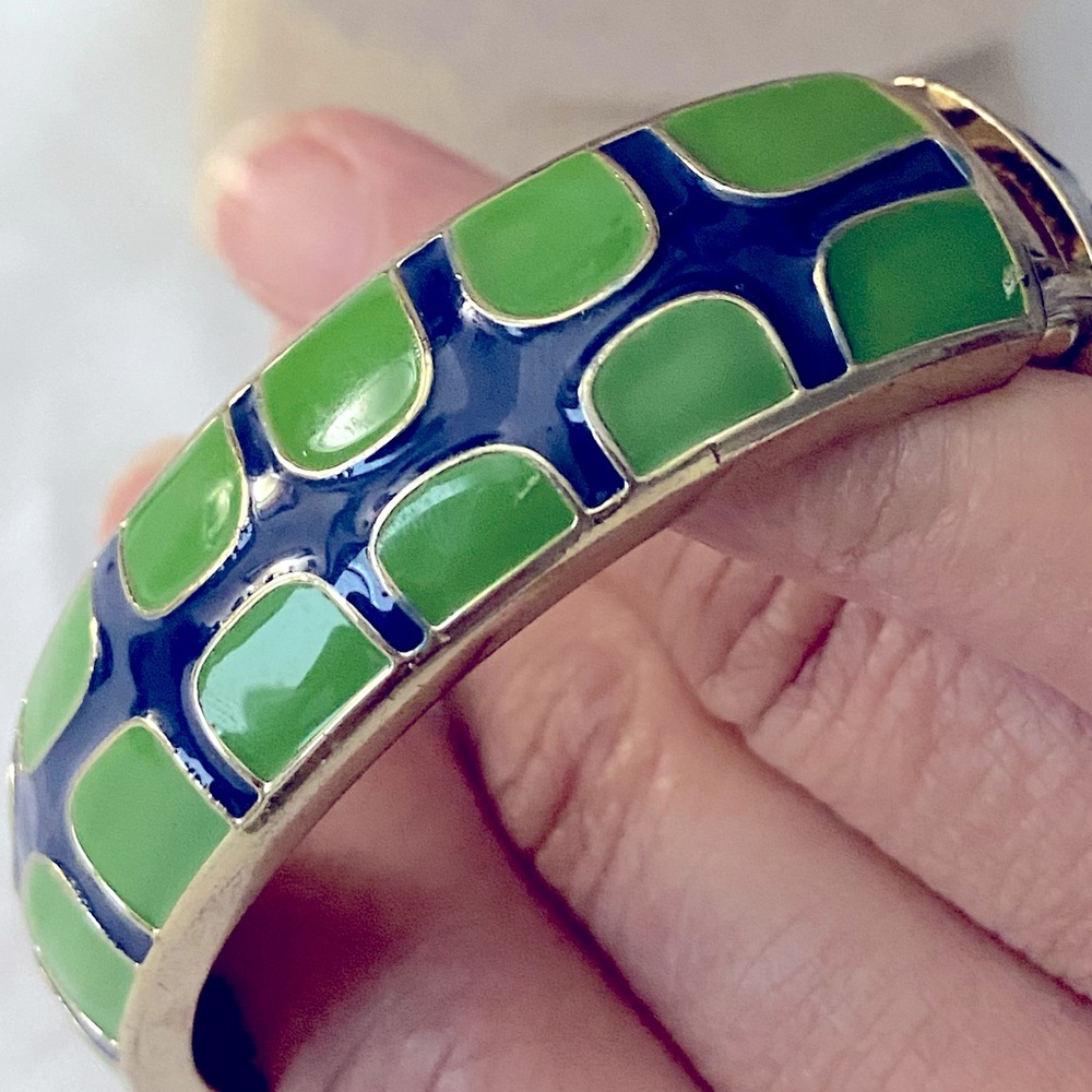 FORNASH ENAMEL BANGLE BRACELET
